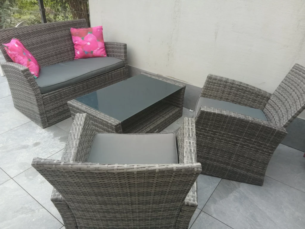 Appartement - Terrasse + fauteuils